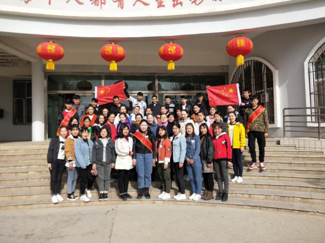 国语教学部开展学雷锋志愿服务活动