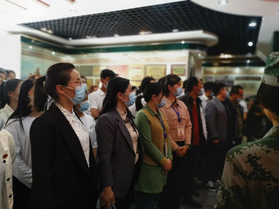 党建带团建  青年当先锋 ----经济管理学院开展“参观革命红色基地，接受革命精神洗礼”主题活动