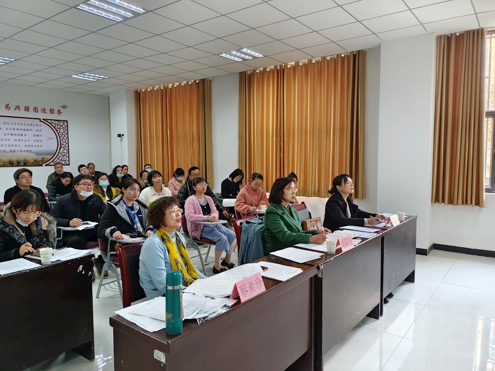 扬师风提师德强队伍——新葡的京集团8814成功举办教师教学技能比赛